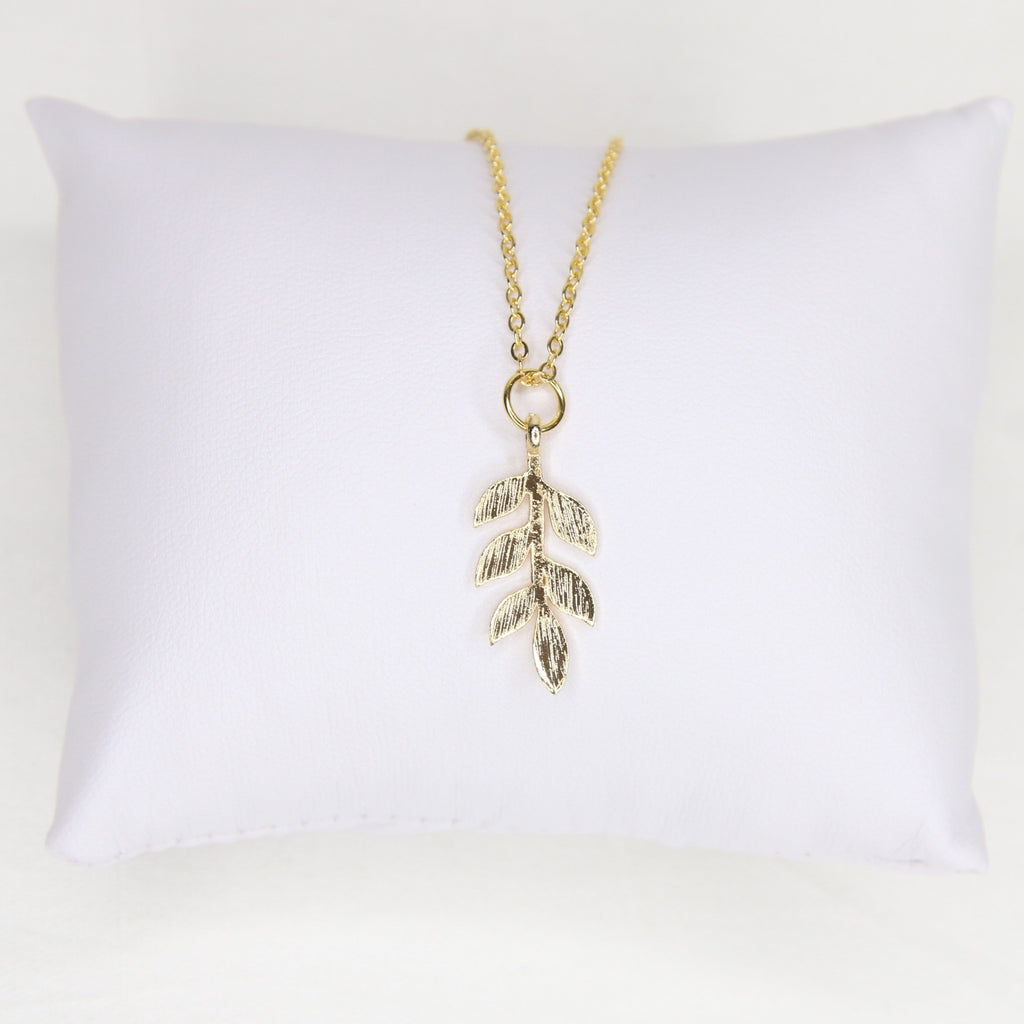 Grace leaf necklace