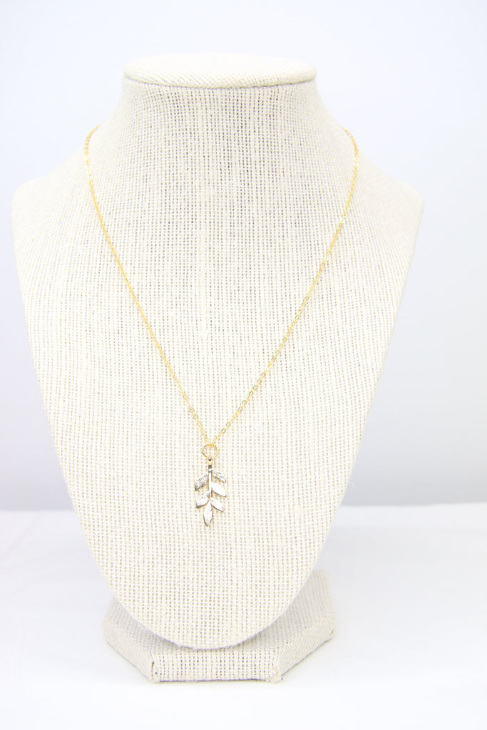 Grace leaf necklace